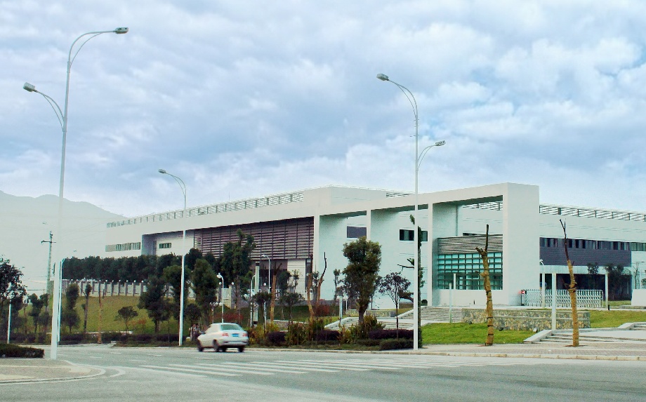 10四聯光電廠區.jpg